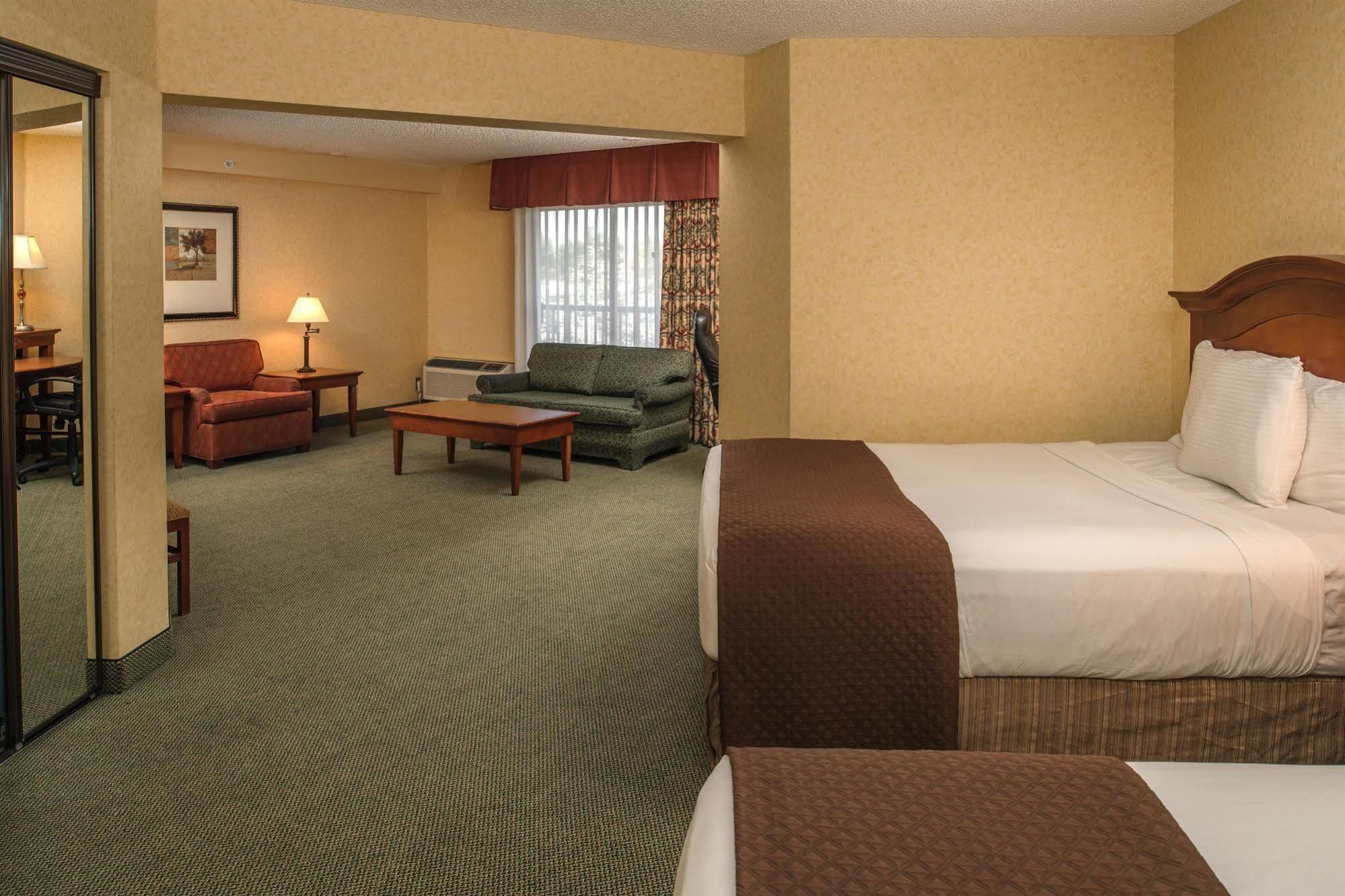 Red Lion Hotel Pasco Airport & Conference Center Buitenkant foto